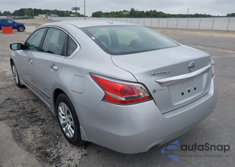 2015 Nissan Altima 2.5 S из США, поврежденный, VIN 1N4AL3AP8FC450260